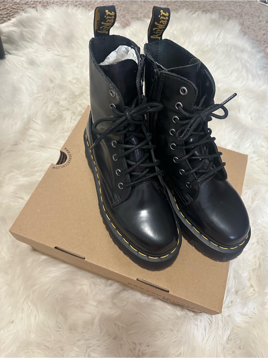 New In Box Dr. Martens Jadon Platform Black Lace-Up Combat Boots